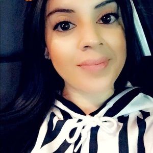 Meet your Posher, Cristal